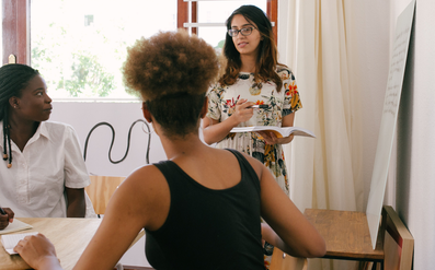 Monica|莫妮卡 輕悅時空